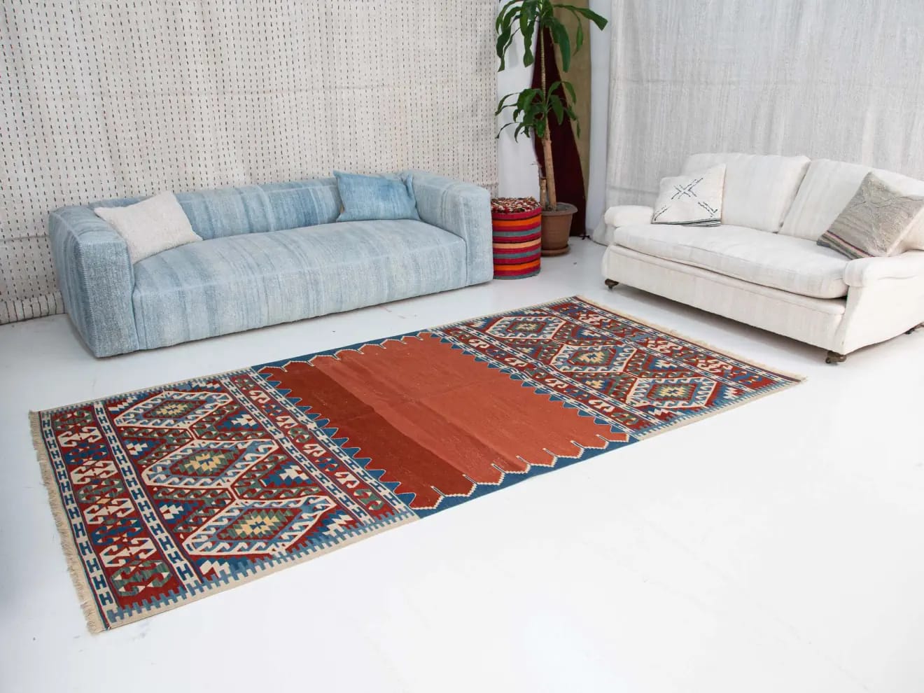 Vintage Bohemian carpet/Blue red deals geometric pattern Turkish Kilim Rug/kilim carpets, kilim ottoman, /kilim sofa/area rug